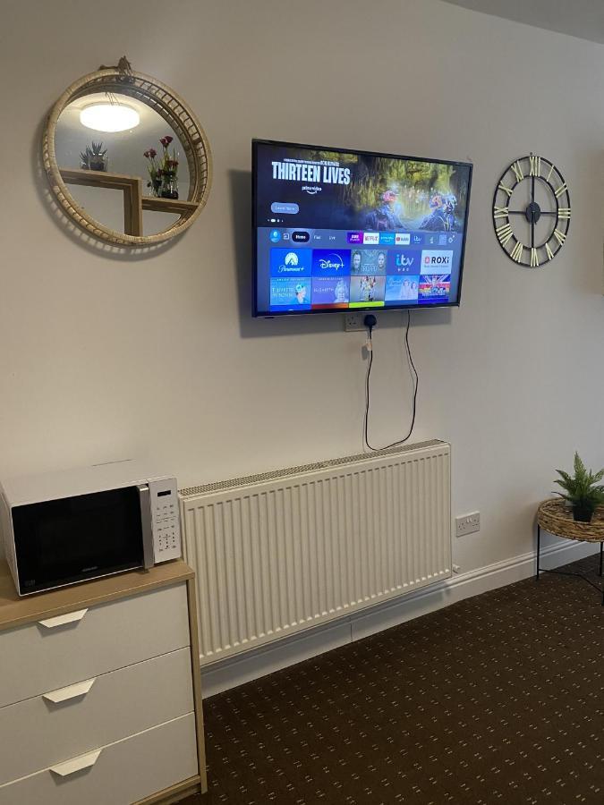 Bv Comfy Studio At Deighton Huddersfield Extérieur photo